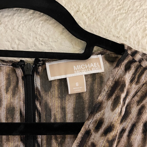Michael Kors Leopard print dress 🎄 Holiday Sale ✨ - Picture 5 of 9